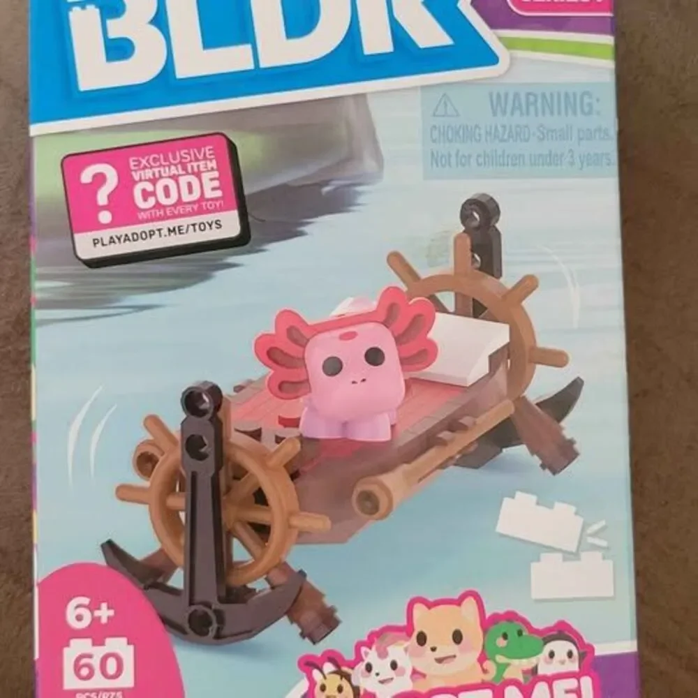 NIB BLDR Axolotl and boat crib